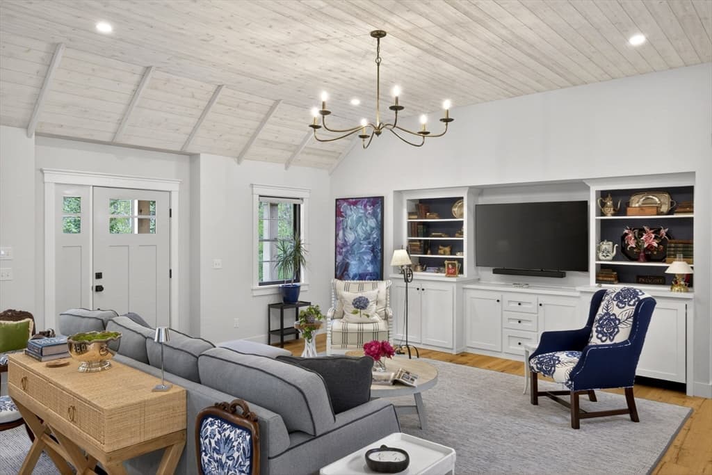 27 Evangeline Rd, Falmouth MA 02540 photo 5