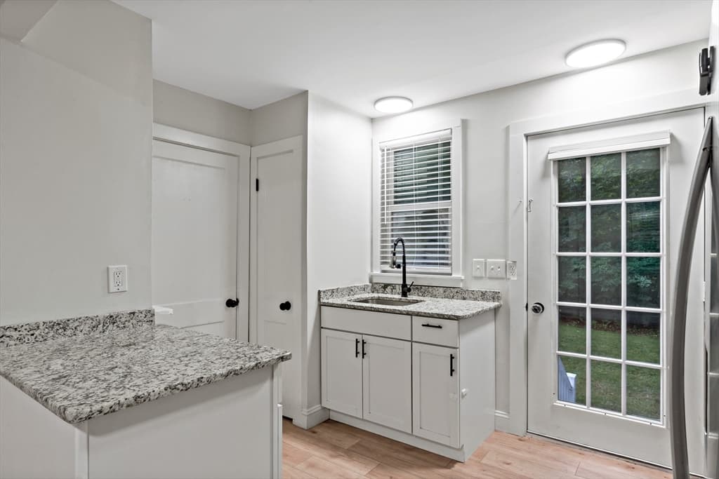 311 Winthrop Street, Rehoboth MA 02769 photo 7