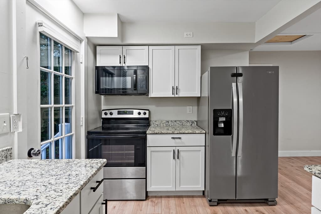 311 Winthrop Street, Rehoboth MA 02769 photo 4