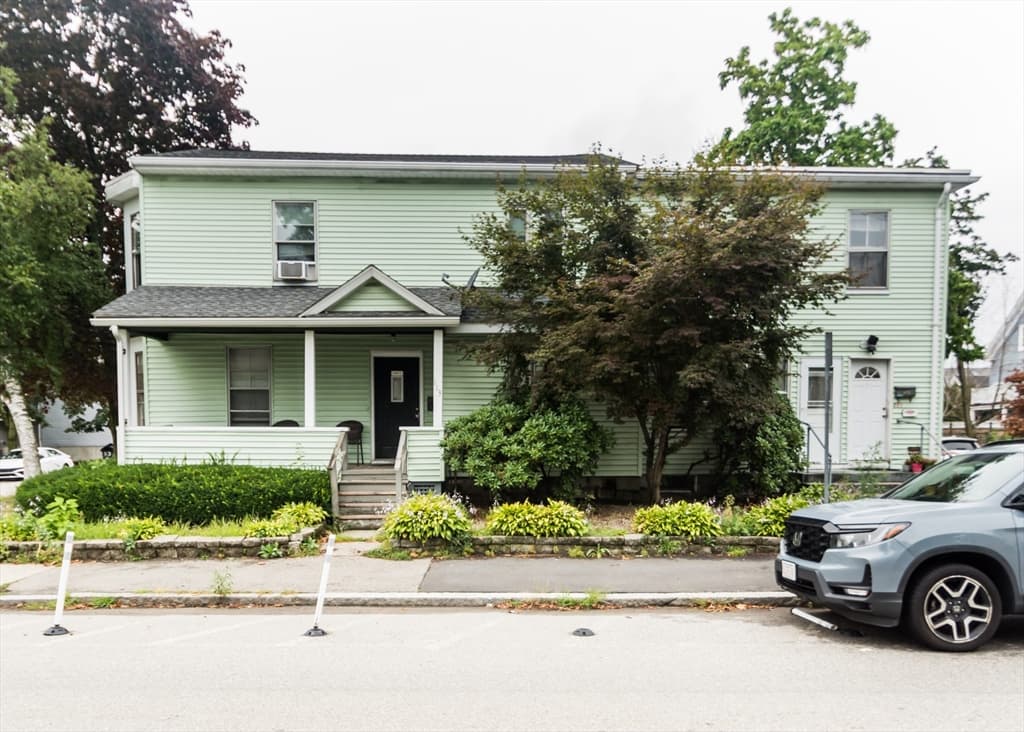 60-62 Alder Street, Waltham MA 02453 photo 2