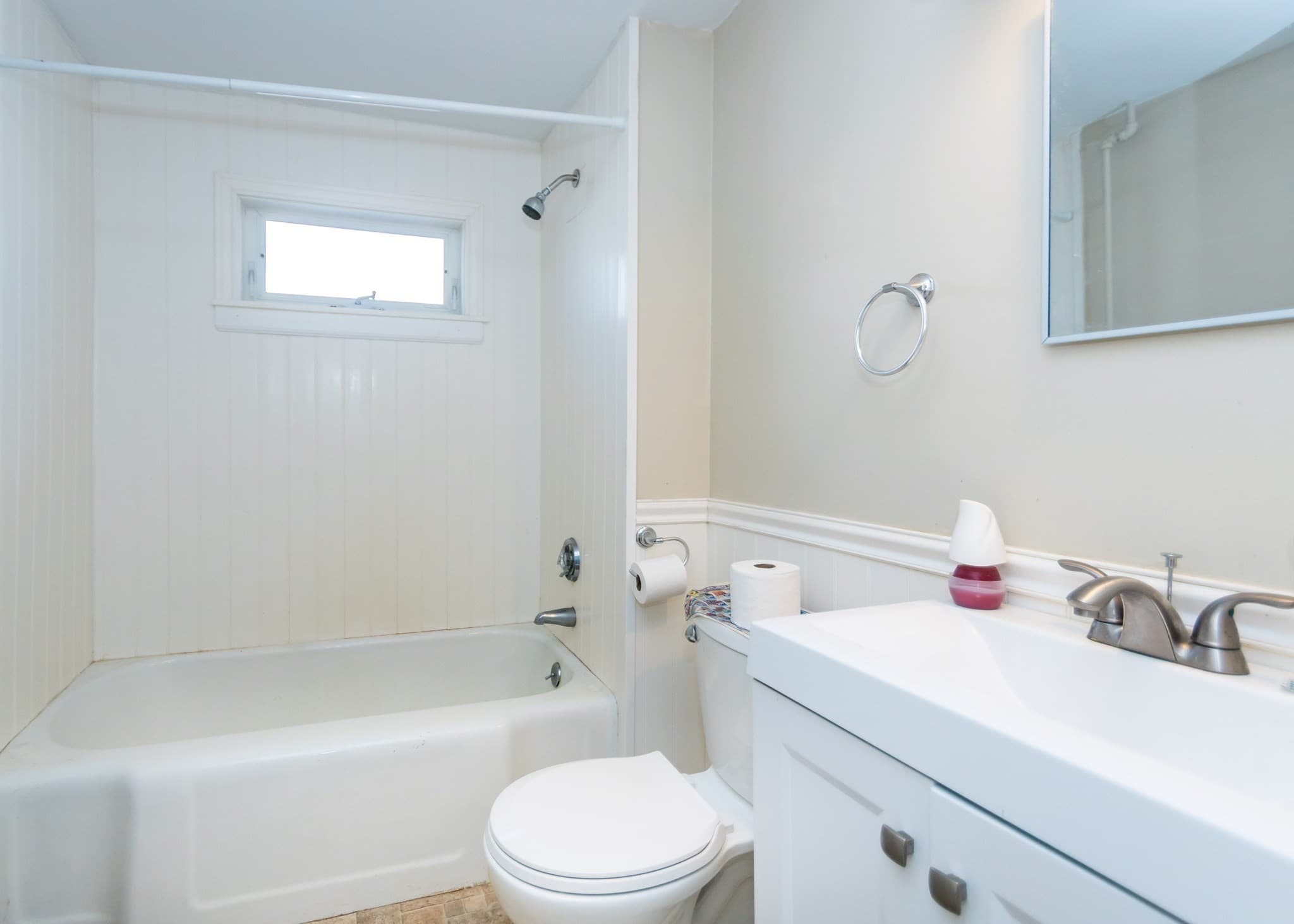 4 Family at 60-62 Alder Street, Waltham MA 02453, photo 13 of 16