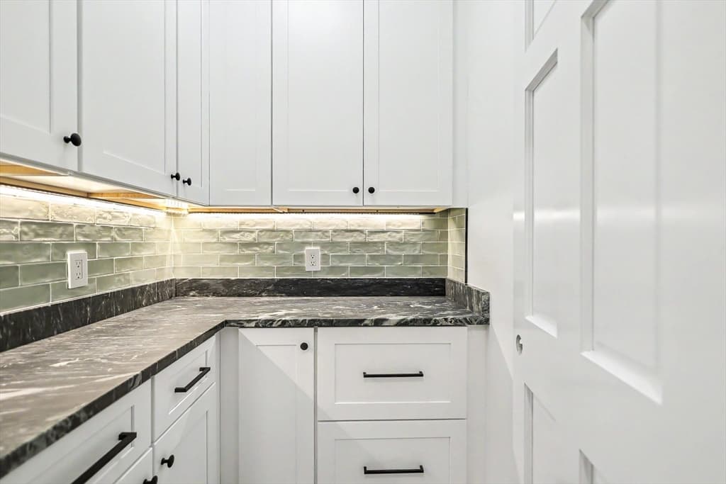 6 Plant Street, Newburyport MA 01950 photo 13