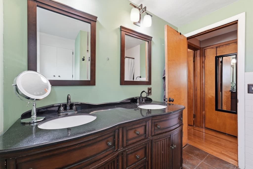 421 Holyoke St, Ludlow MA 01056 photo 27