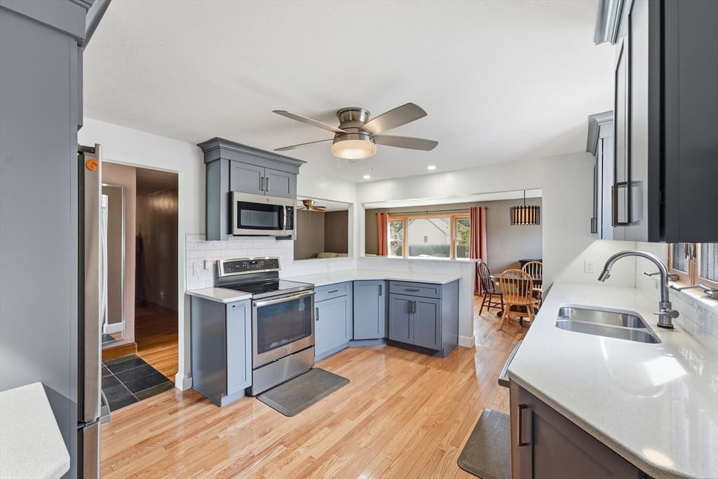 421 Holyoke St, Ludlow MA 01056 photo 6