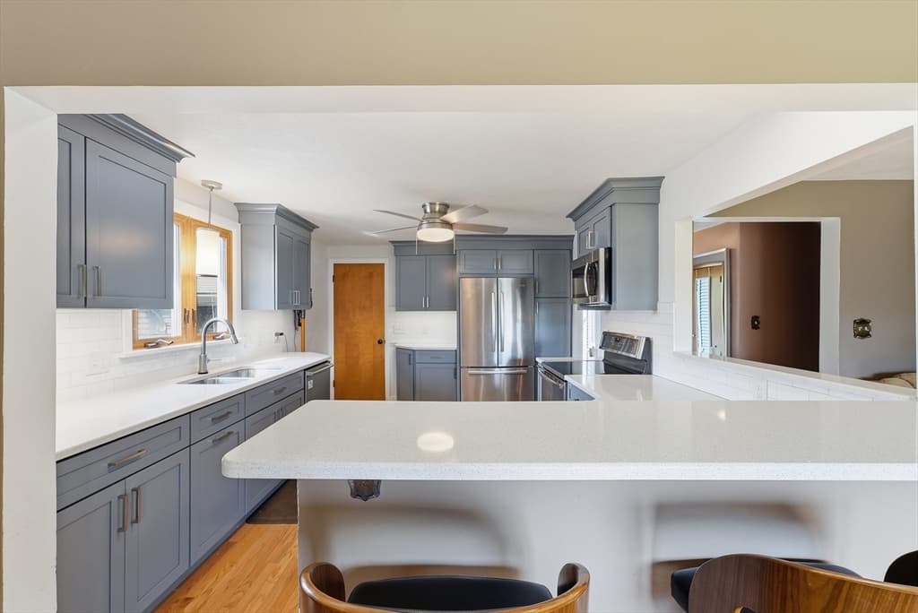 421 Holyoke St, Ludlow MA 01056 photo 9