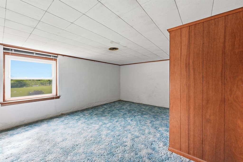 421 Holyoke St, Ludlow MA 01056 photo 24