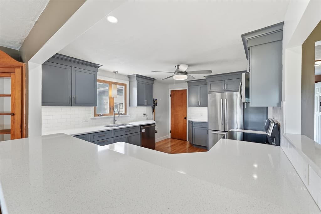 421 Holyoke St, Ludlow MA 01056 photo 10