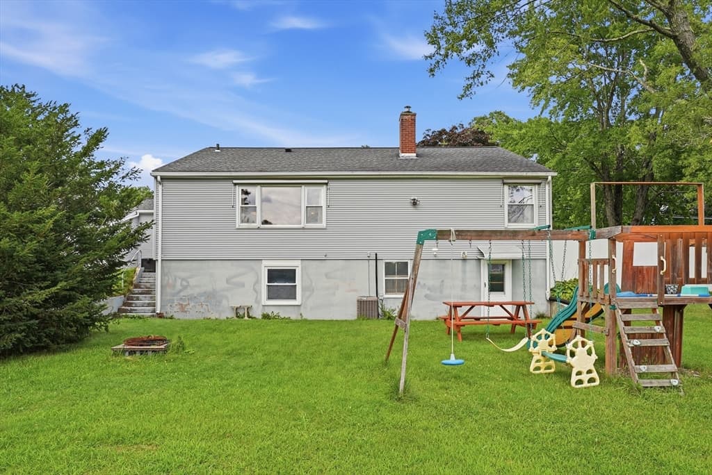 421 Holyoke St, Ludlow MA 01056 photo 33