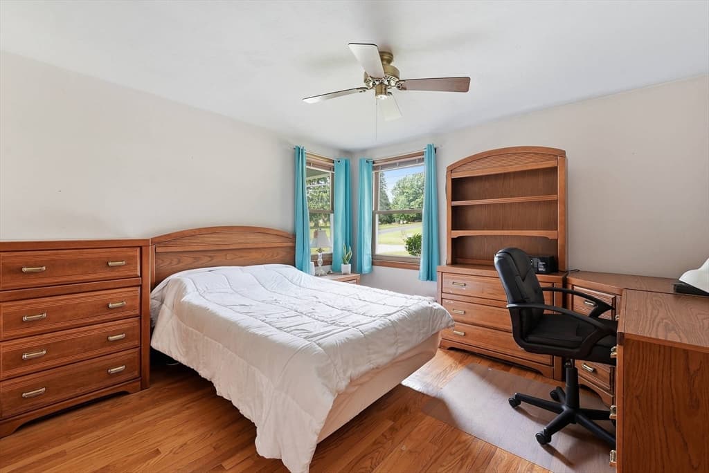 421 Holyoke St, Ludlow MA 01056 photo 14