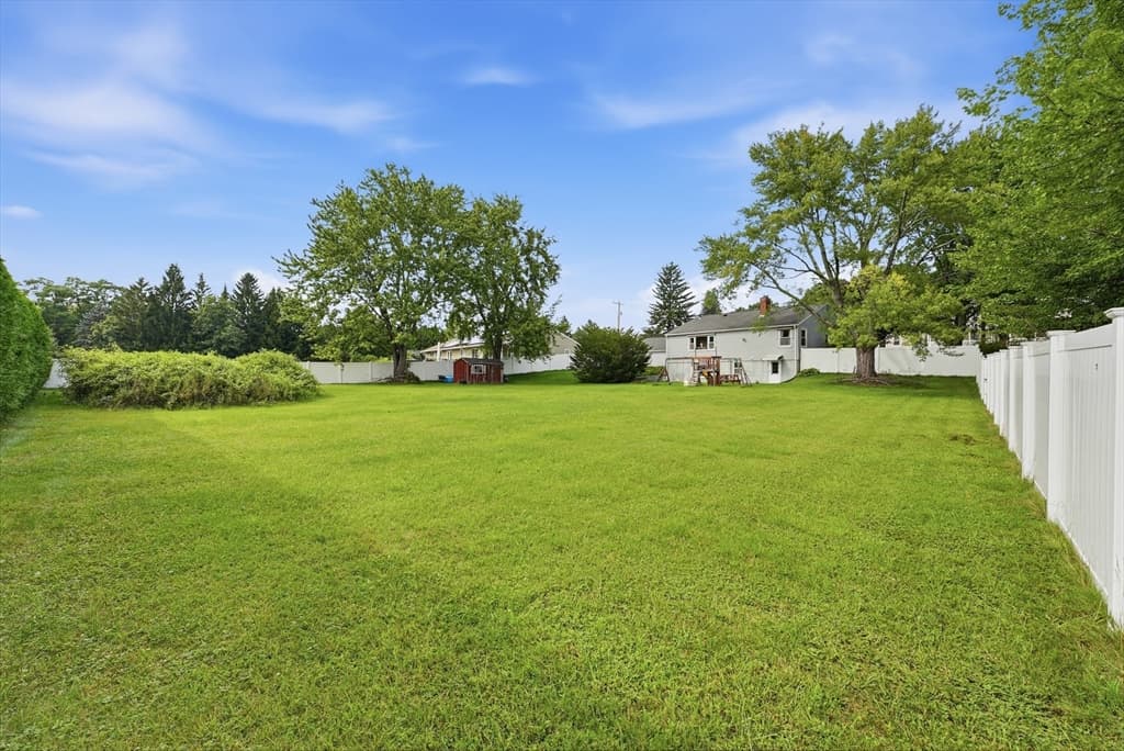 421 Holyoke St, Ludlow MA 01056 photo 35