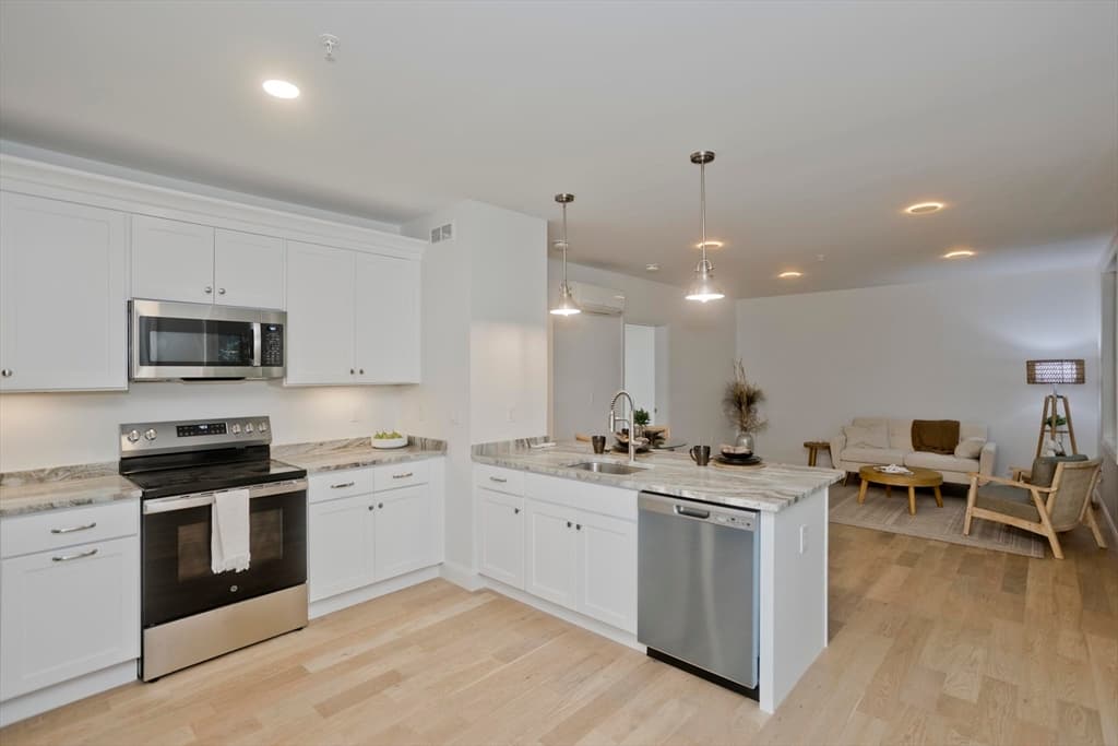 107 Williams Street # B, Northampton MA 01060 photo 17