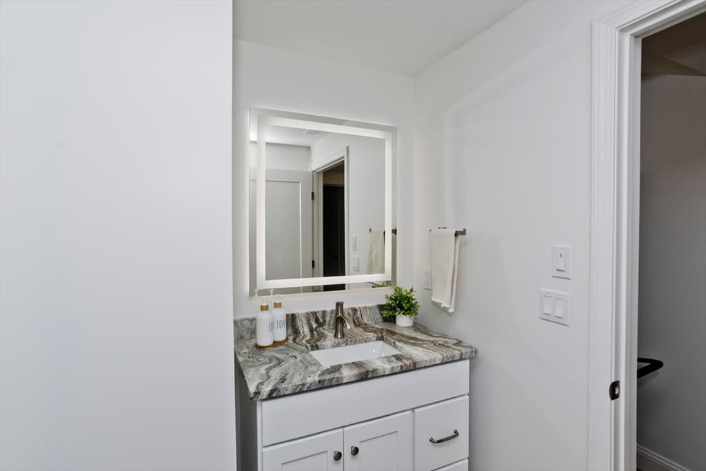 107 Williams Street # B, Northampton MA 01060 photo 10