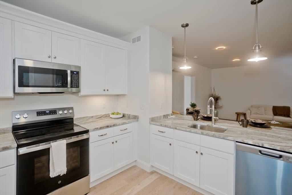 107 Williams Street # B, Northampton MA 01060 photo 21