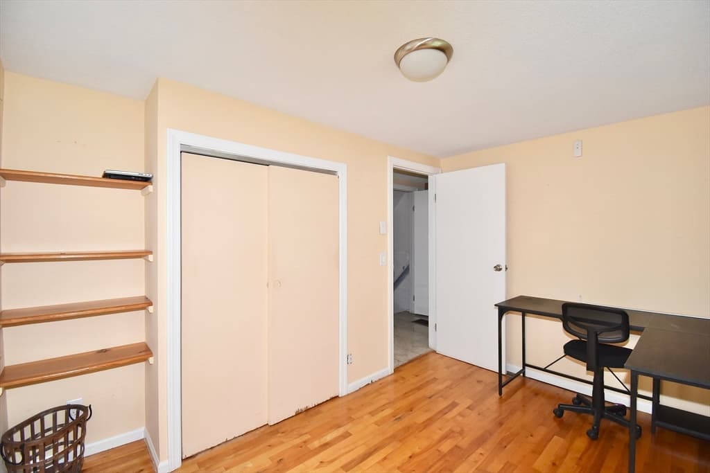 143 Stuart St, Springfield MA 01119 photo 16