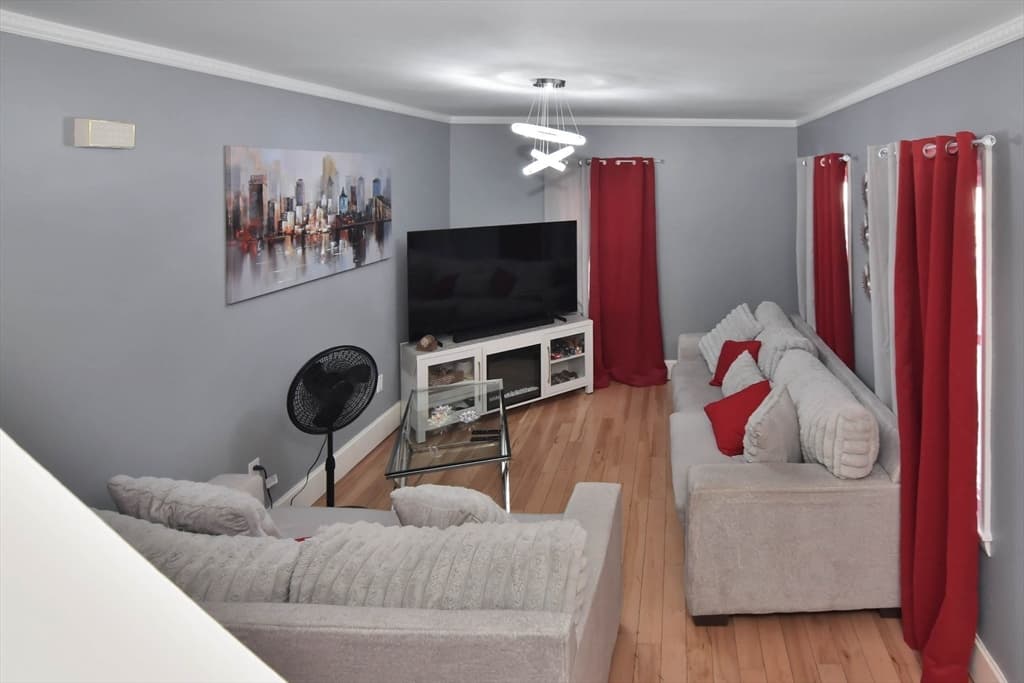 87 Abbott St, Lawrence MA 01843 photo 6
