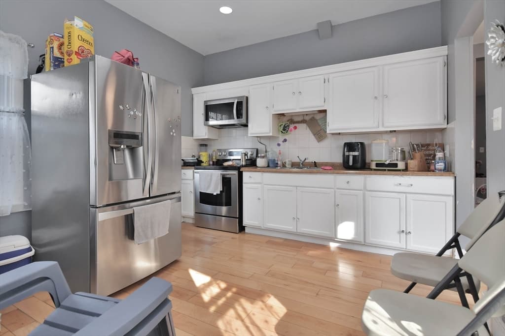 87 Abbott St, Lawrence MA 01843 photo 10