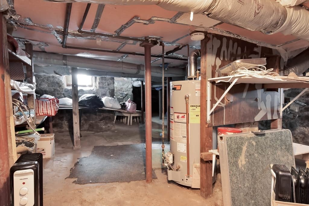 87 Abbott St, Lawrence MA 01843 photo 33