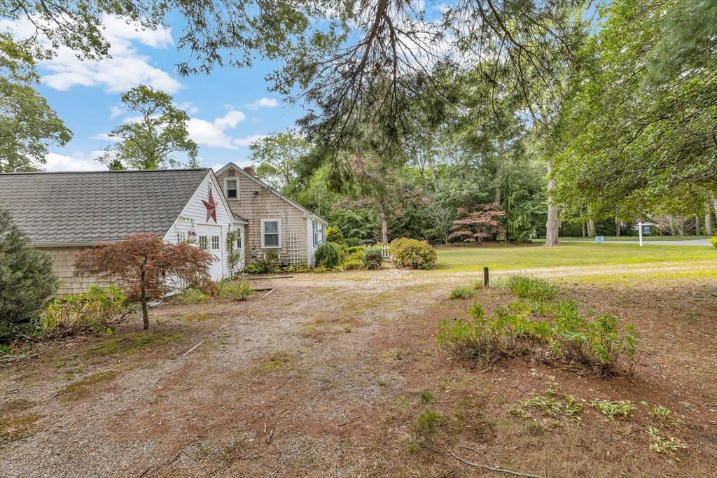 112 Osterville West Barnstable Rd, Barnstable MA 02655 photo 5