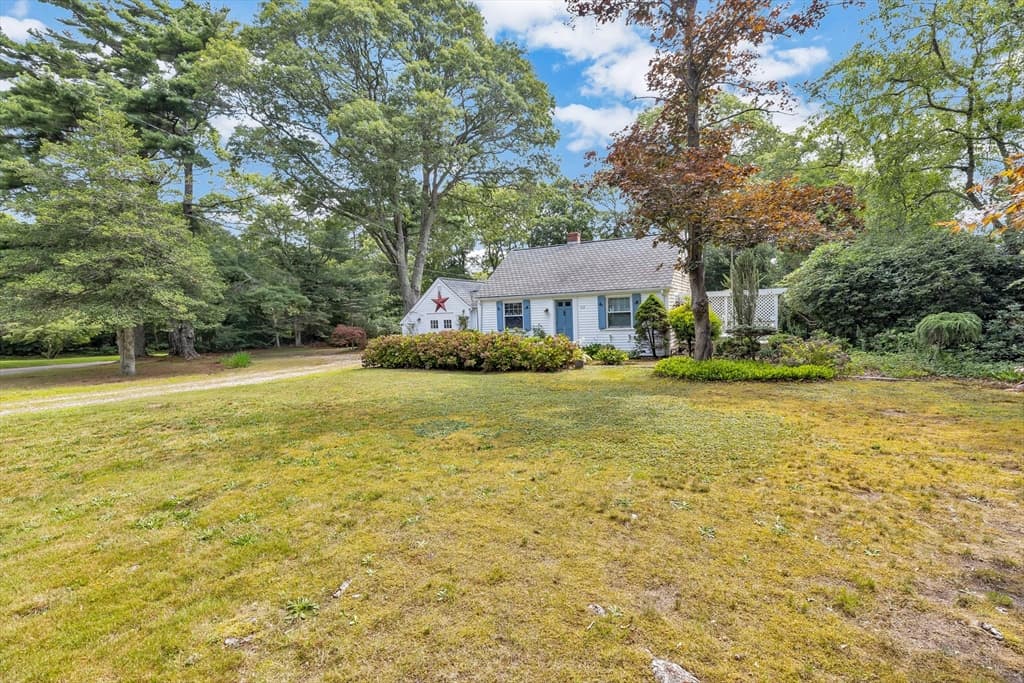 112 Osterville West Barnstable Rd, Barnstable MA 02655 photo 4