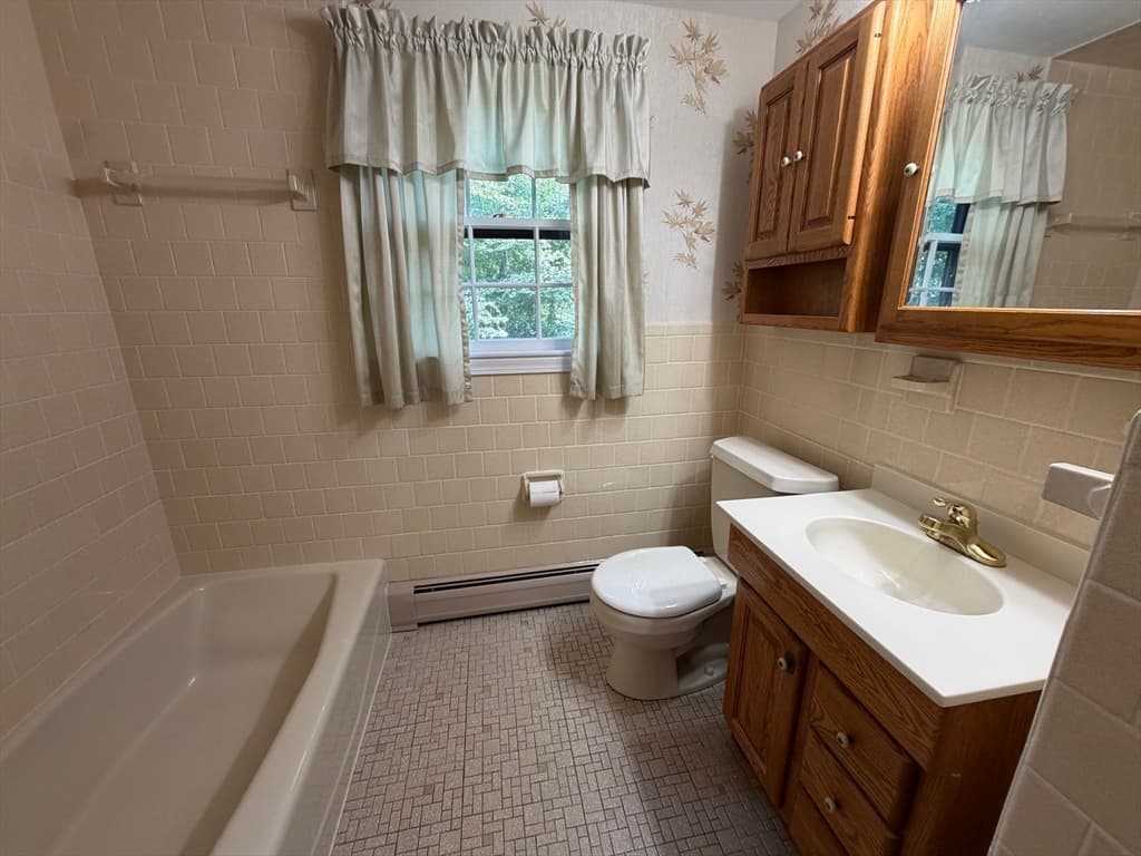 Single Family Residence at 22 Ranlett Ln, Billerica MA 01821, Billerica, photo 16 of 41