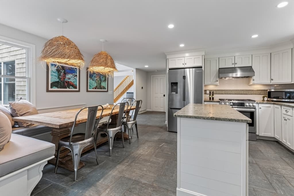 21 Vickers Street, Edgartown MA 02539 photo 14