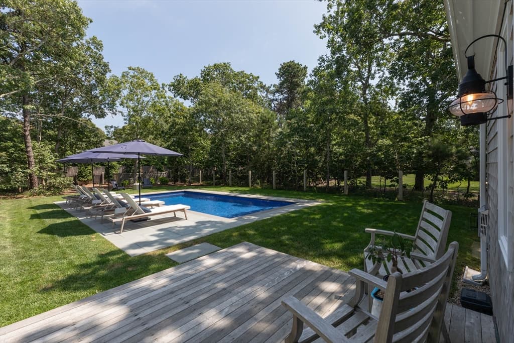 21 Vickers Street, Edgartown MA 02539 photo 8