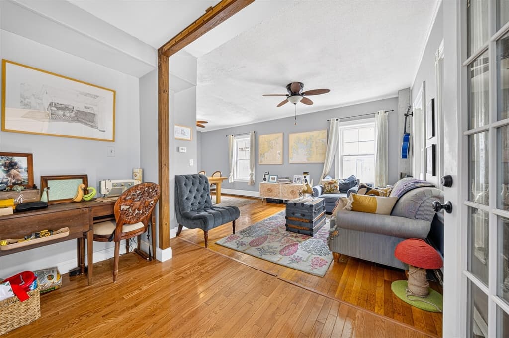 3 Round Hill St, Boston MA 02130 photo 2