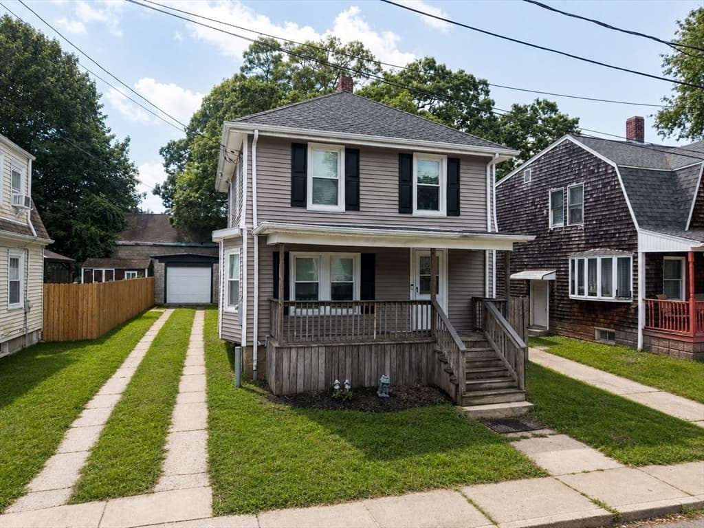 81 Beech St, New Bedford MA 02740 photo 2