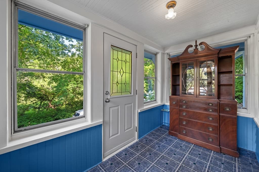 10 Tilbury St, Worcester MA 01603 photo 7