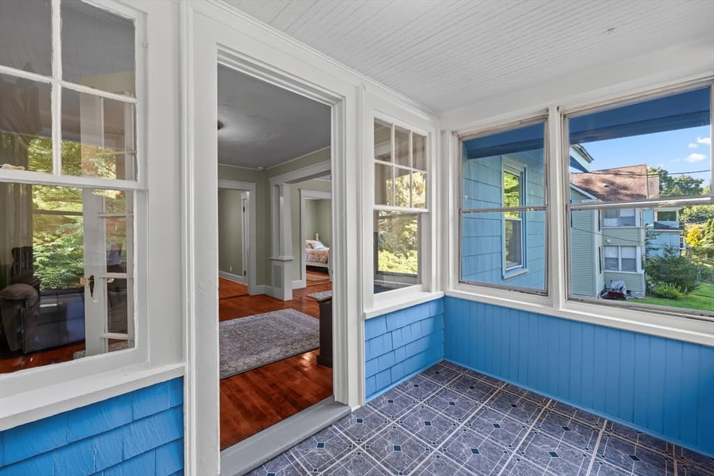 10 Tilbury St, Worcester MA 01603 photo 8