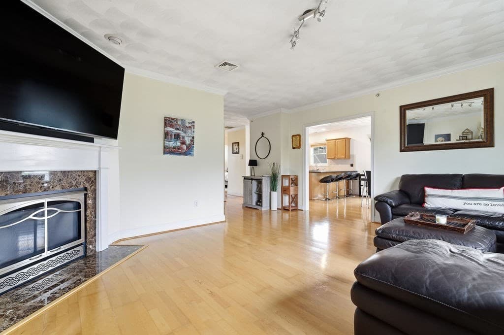 200 Roger Williams Ave # 205, East Providence RI 02916 photo 11