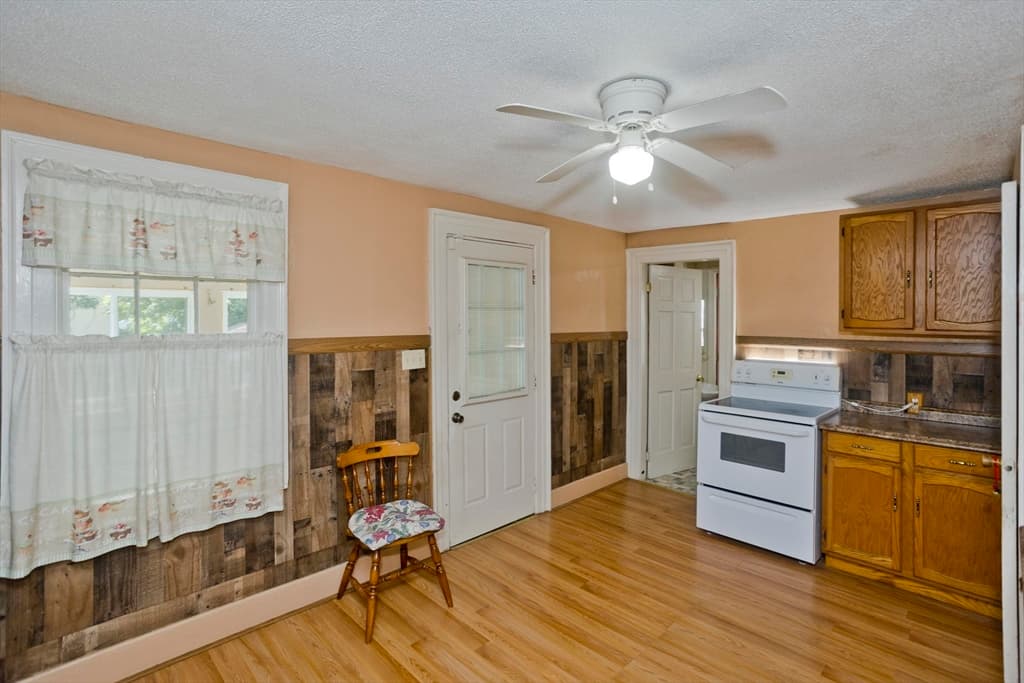 Single Family Residence at 86 Laurence, Springfield MA 01104, Springfield, photo 3 of 42
