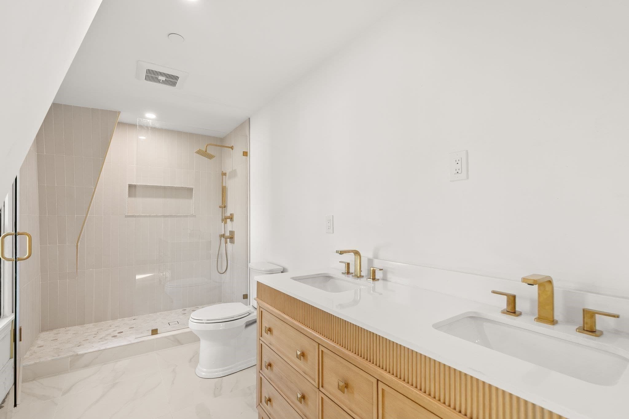 Condominium at 93 Moreland Street # 4, Boston MA 02119, photo 8 of 15