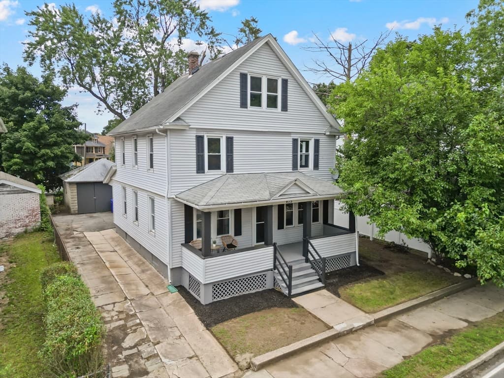 615 White St, Springfield MA 01108 photo 2