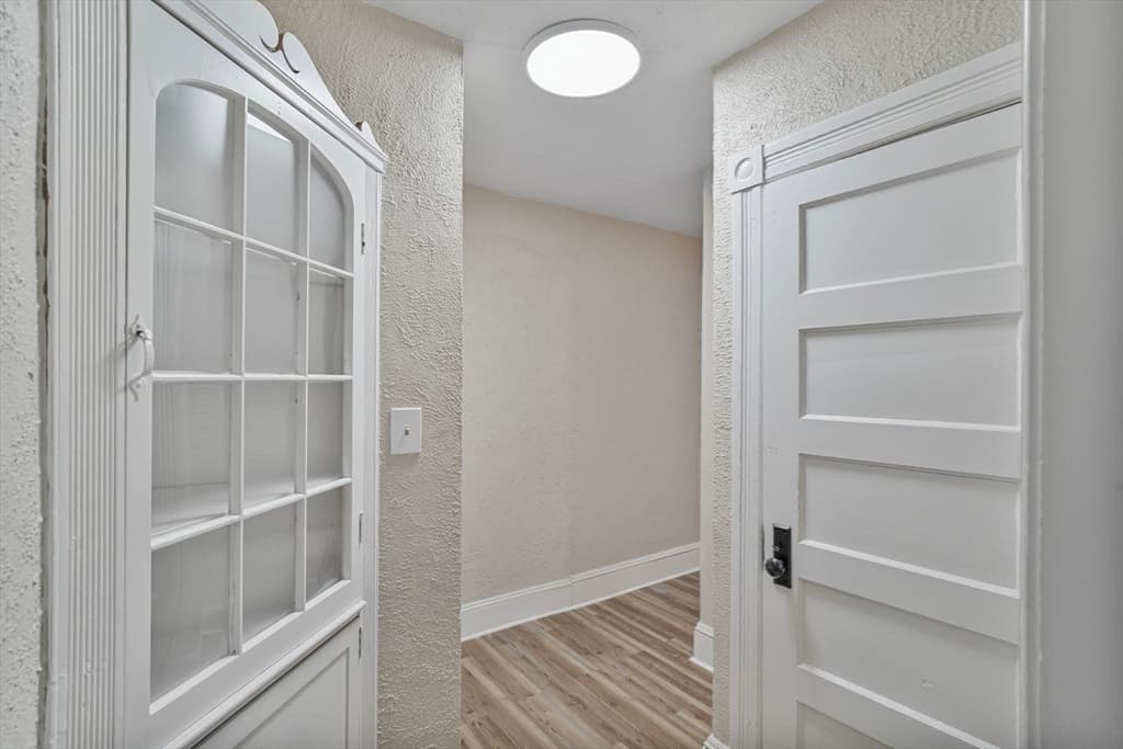 615 White St, Springfield MA 01108 photo 24