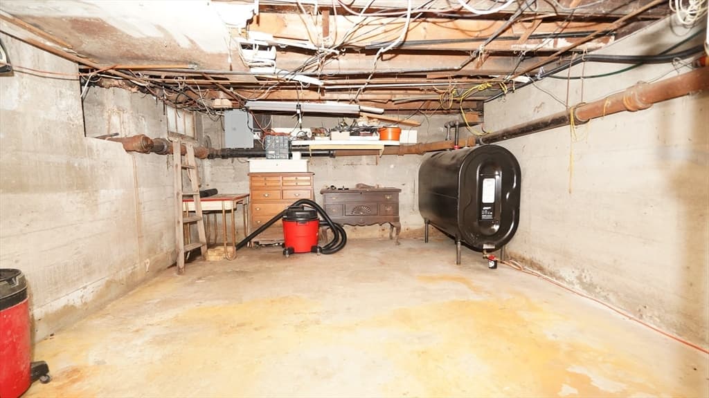 351 Towne St, North Attleboro MA 02760 photo 28