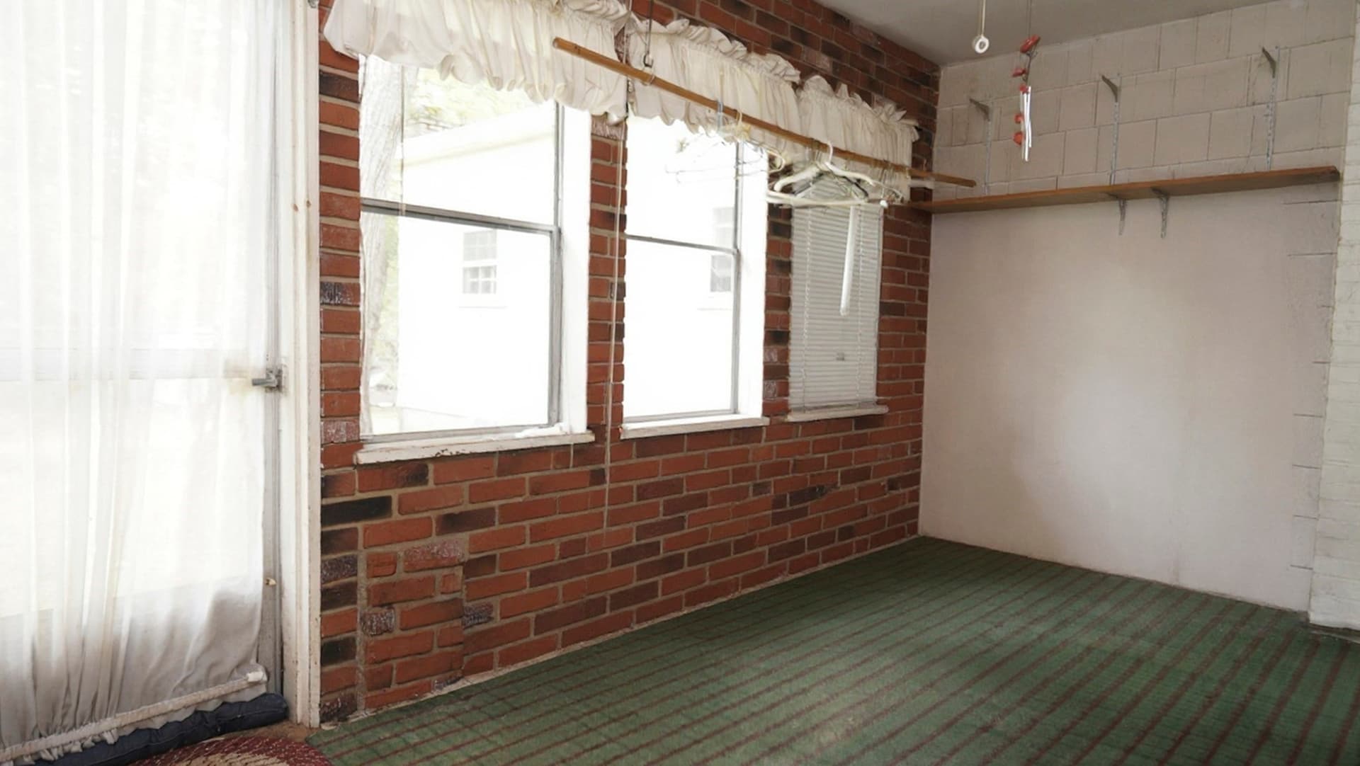 Single Family Residence at 351 Towne St, North Attleboro MA 02760, photo 20 of 28