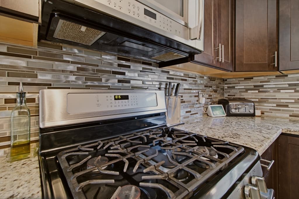 5 Beejay Ct, Warren RI 02885 photo 9
