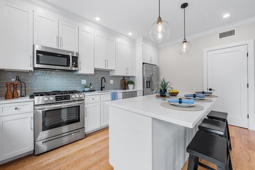 315 College Farm Rd # 6, Waltham MA 02451 photo 7