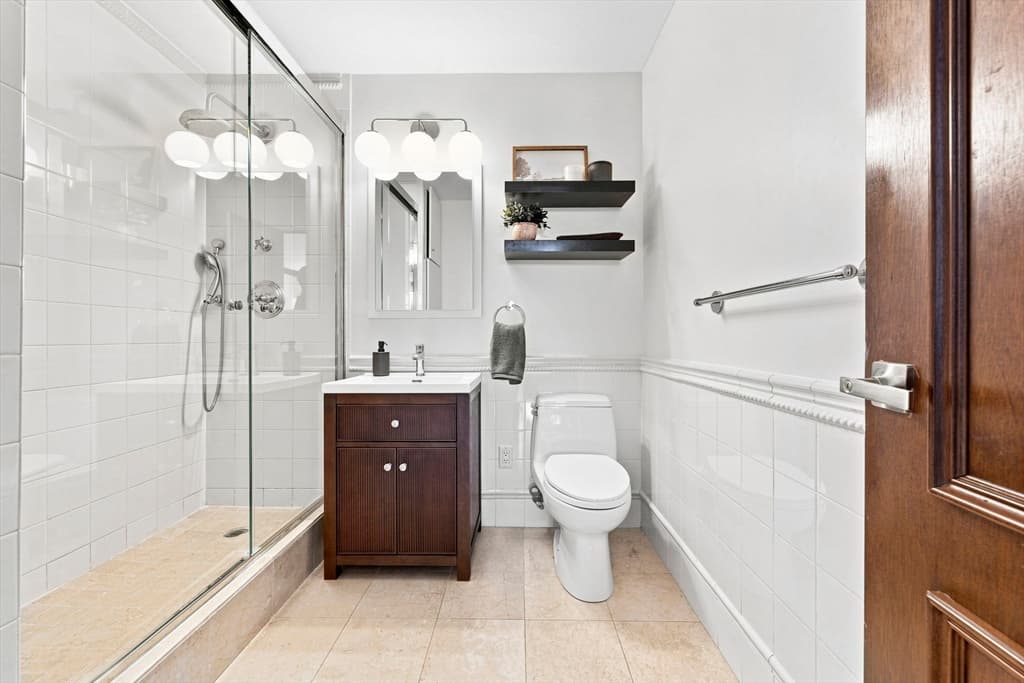 85 E India Row # 8A, Boston MA 02110 photo 12