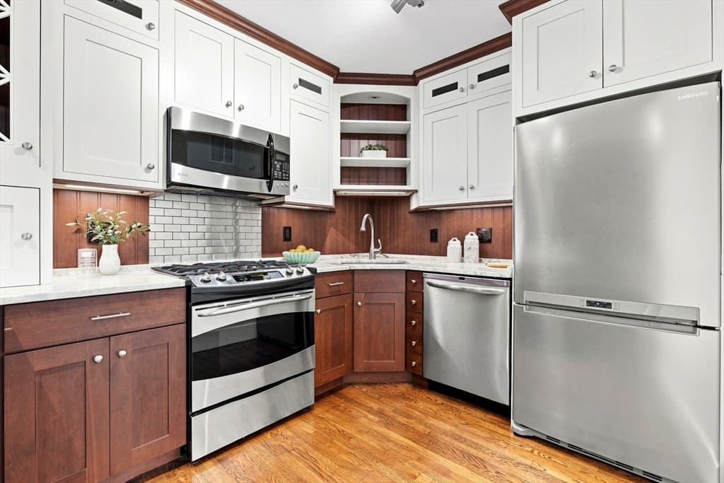 85 E India Row # 8A, Boston MA 02110 photo 7