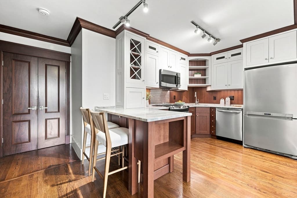 85 E India Row # 8A, Boston MA 02110 photo 9