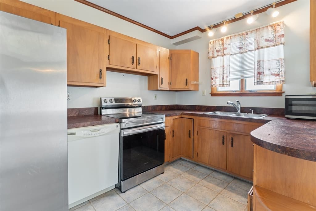 42 Marlboro Street, Worcester MA 01604 photo 7