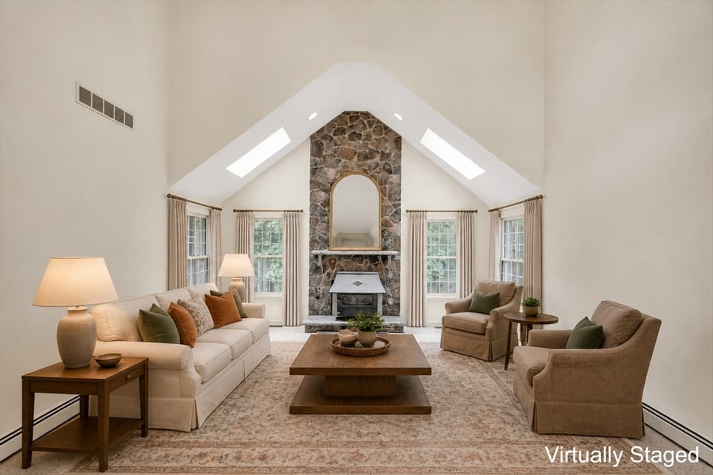 4 Crestview Rd, Bedford MA 01730 photo 2
