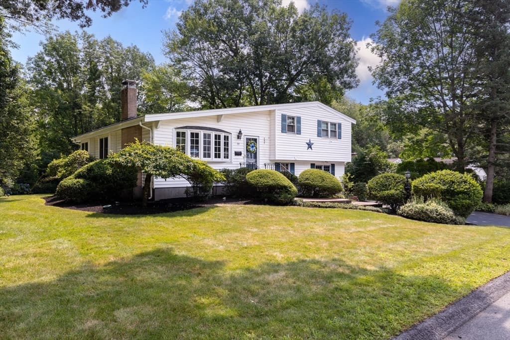 99 Keene St, Brockton MA 02301 photo 3