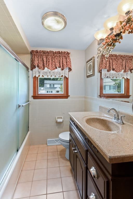 99 Keene St, Brockton MA 02301 photo 32