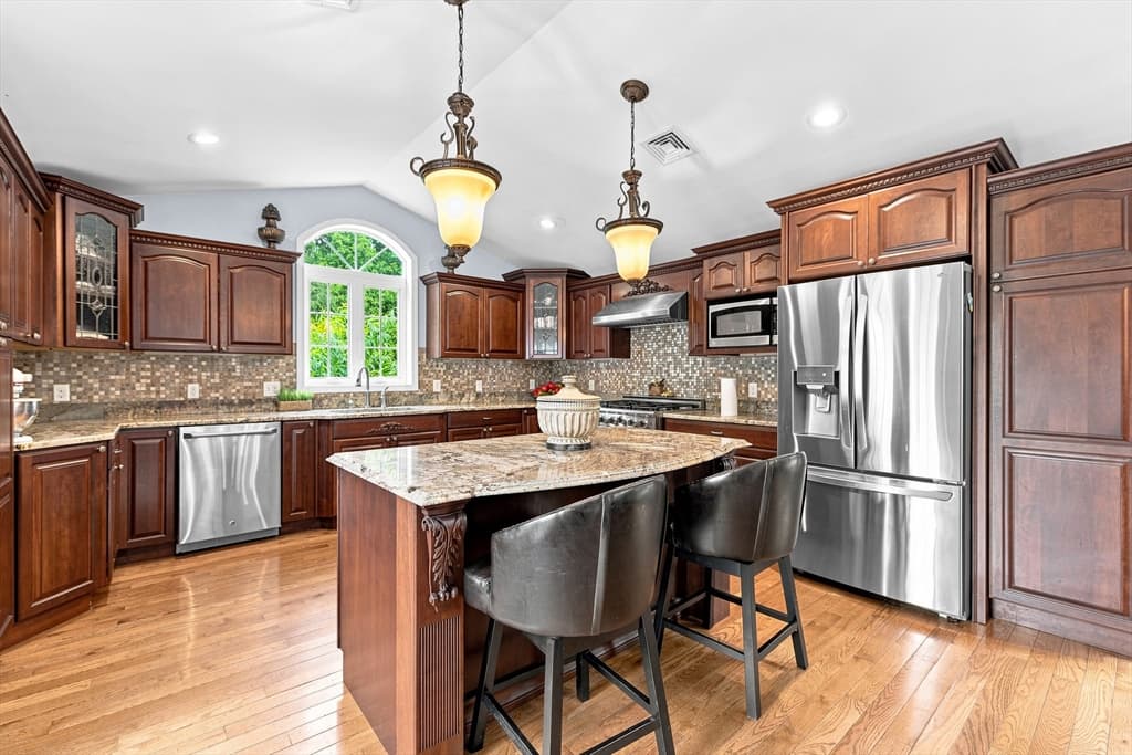 1298 Rebecca Rd, Dighton MA 02764 photo 13