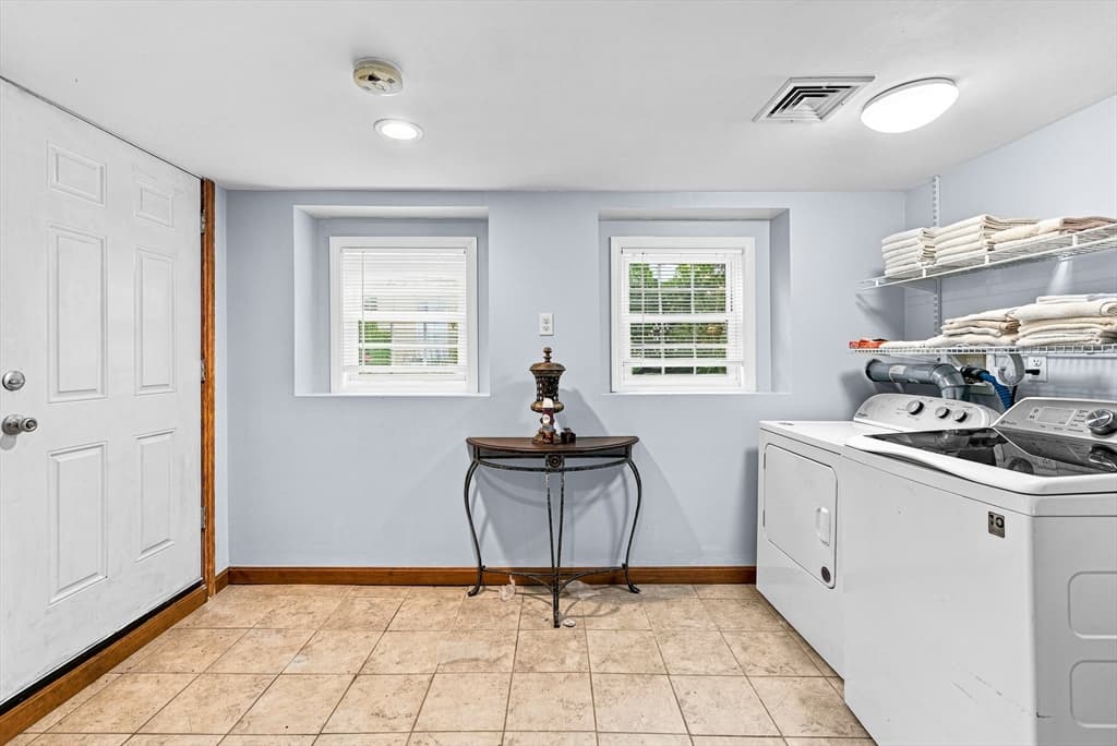 1298 Rebecca Rd, Dighton MA 02764 photo 36