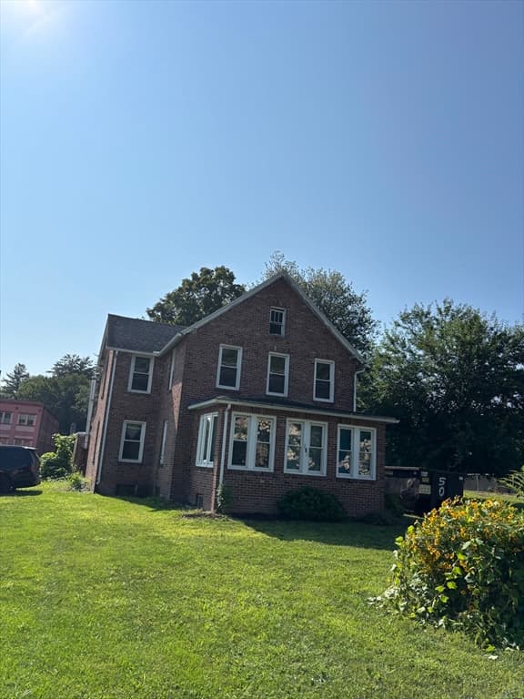 456 Granby Rd, South Hadley MA 01075 photo 2