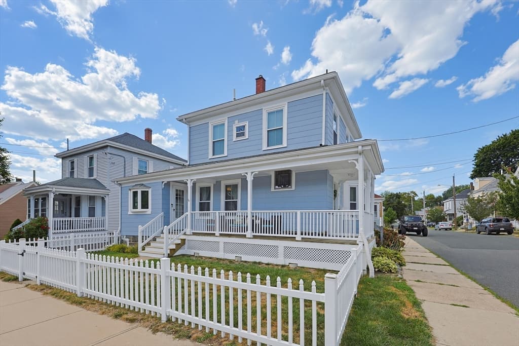 2 Dearborn Ave, Beverly MA 01915 photo 3